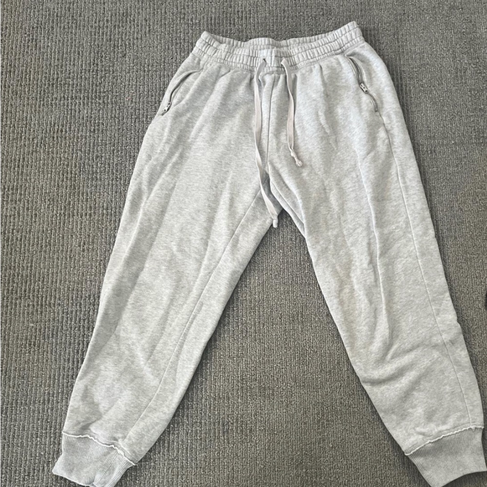 Grey Aerie sweatpants